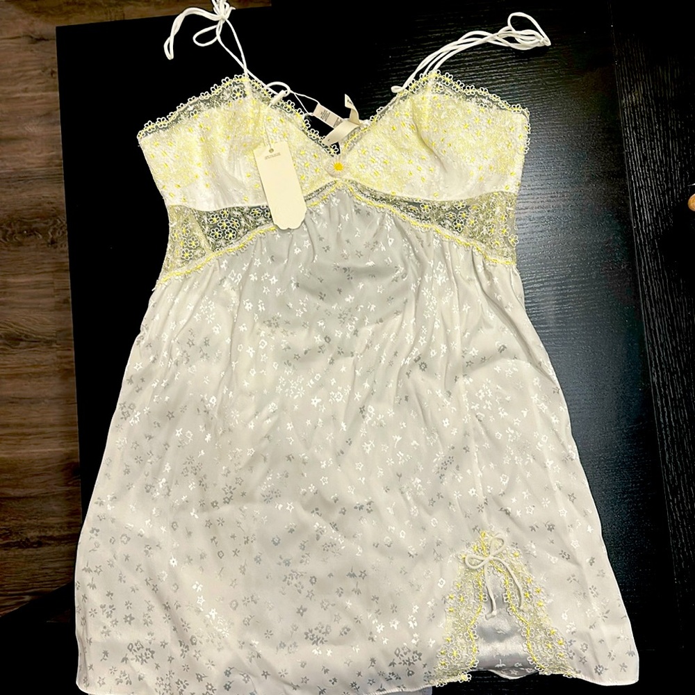 For love and lemons daisy slip dress